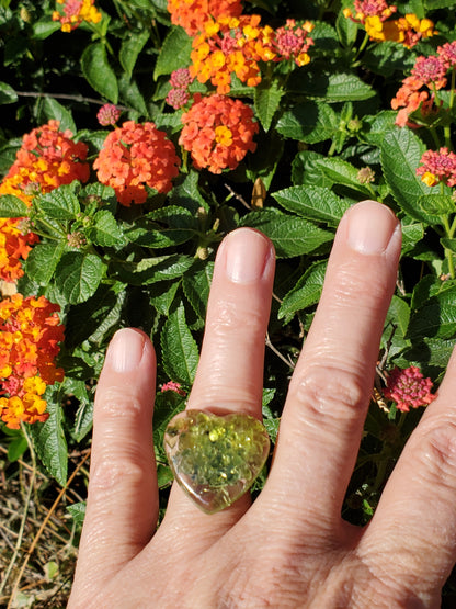 Chakra ring/heart shaped with green peridot