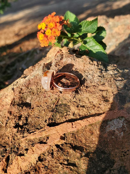 CHAKRA RING FOR HELPING WITH THE ENERGY OF THE HEART & SOLAR PLEXUS CHAKRA: SMALL RESIN ROUND FILLED w/CATS EYE CRYSTALS ROSE GOLD HARDWARE