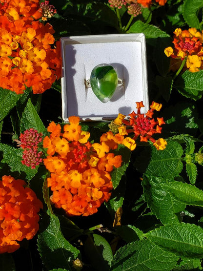 CHAKRA RING FOR HELPING WITH THE ENERGY OF THE HEART CHAKRA:  TEARDROP RESIN SHAPE SILVER HARDWARE W/JADE CRYSTALS