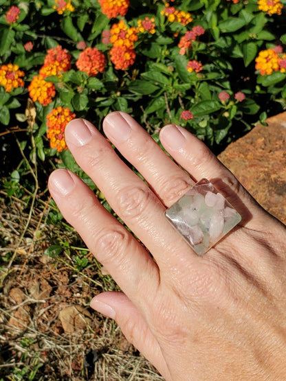 CHAKRA RING FOR HELPING WITH THE ENERGY OF THE HEART CHAKRA: LARGE SQUARE W/ROSE QUARTZ & AVENTURINE CRYSTALS (FOR HEART) SILVER HARDWARE