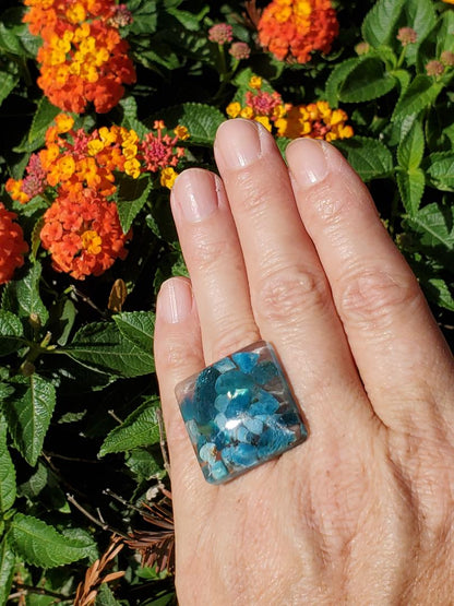 CHAKRA RING FOR HELPING WITH THE ENERGY OF THE THROAT CHAKRA: LARGE RESIN SQUARE W/BLUE APATITE SILVER HARDWARE