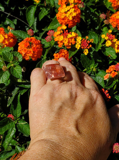 CHAKRA RING FOR HELPING WITH THE ENERGY OF THE HEART CHAKRA:  Small Resin Square w/Strawberry Quartz/Rose Gold Hardware