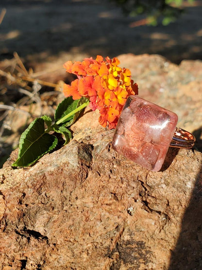 CHAKRA RING FOR HELPING WITH THE ENERGY OF THE HEART CHAKRA:  Small Resin Square w/Strawberry Quartz/Rose Gold Hardware