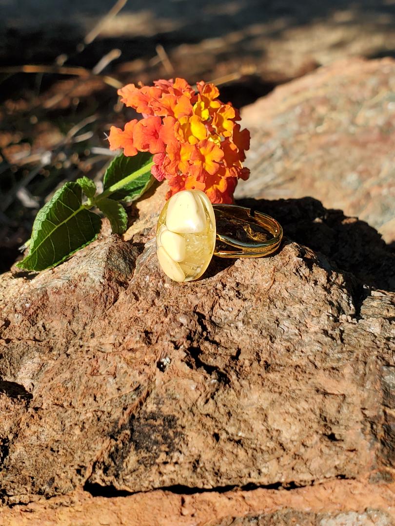 CHAKRA RING FOR HELPING WITH THE ENERGY OF THE SOLAR PLEXUS- OVAL SHAPED RESIN, YELLOW JASPER AND CITRINE CRYSTALS GOLD HARDWARE