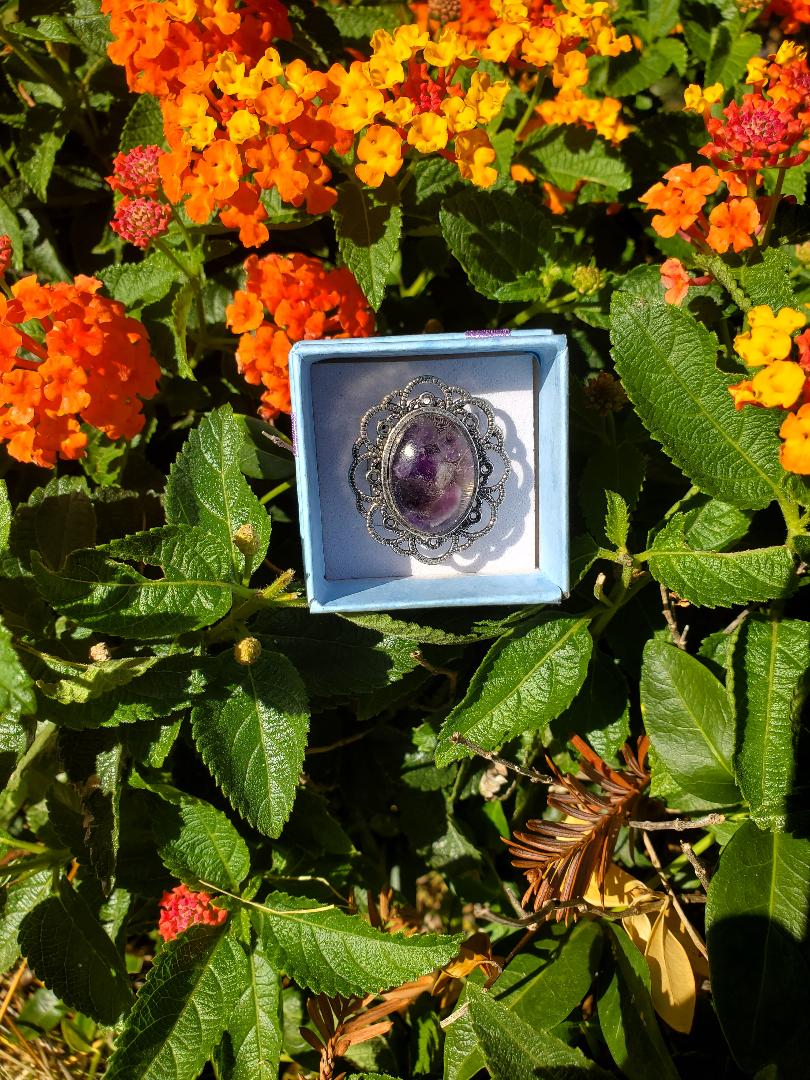 CHAKRA RING FOR HELPING WITH THE ENERGY OF THE  CROWN CHAKRA:  PURPLE RESIN OVAL/w/AMETHYST/SILVER HARDWARE